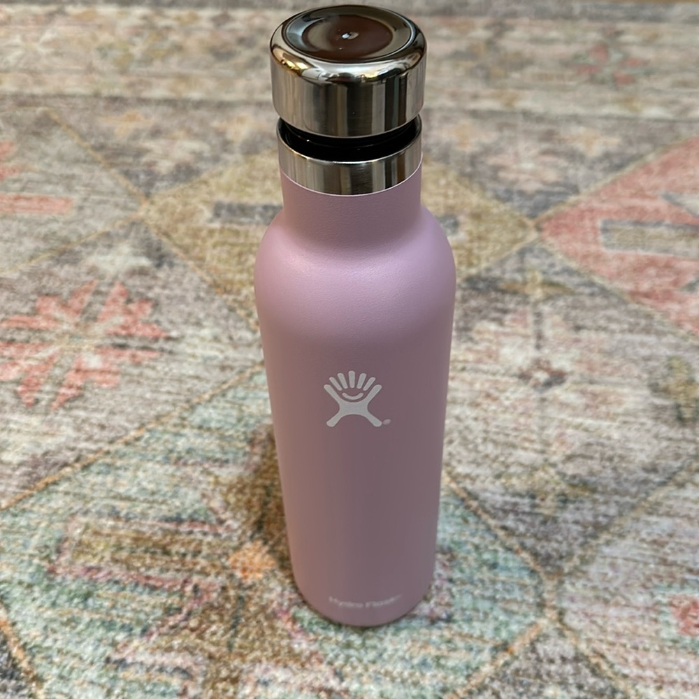 Hydro Flask 25 oz Wine Bottle *NWOT